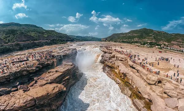 遊客吐槽壺口瀑布門票貴被投訴，景區該擺正位置了